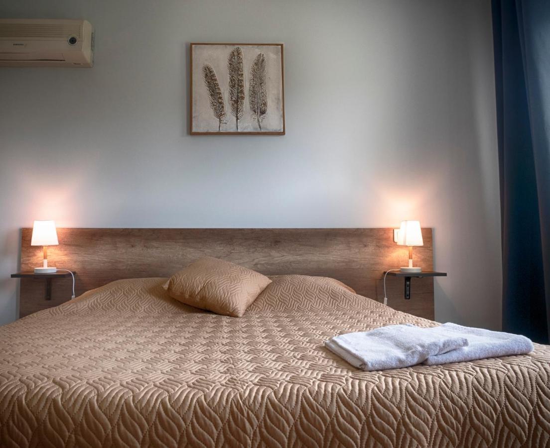 Hotel Les Lodges D'Eauze Esterno foto